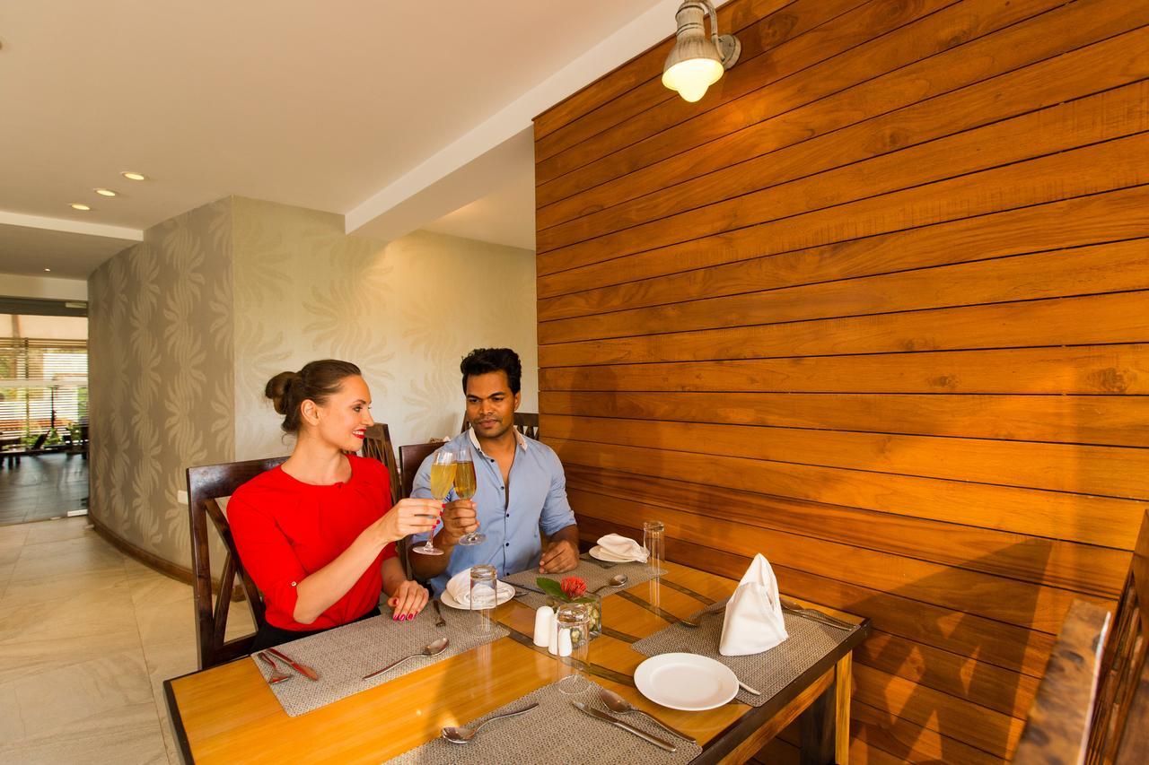 The Fern Residency, Miramar Hotel Pangim Exterior foto