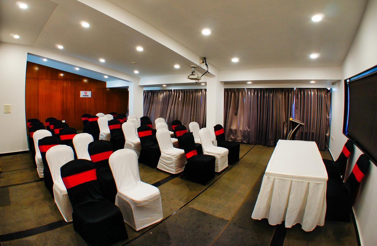 The Fern Residency, Miramar Hotel Pangim Exterior foto